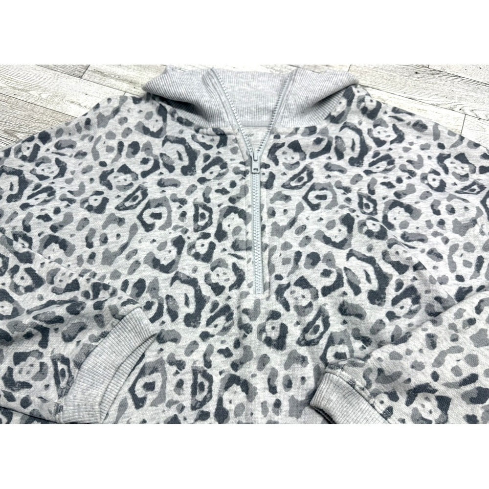Aerie Gray Leopard Print Quarter Zip‎ Oversized Sweatshirt Women's Size Medium